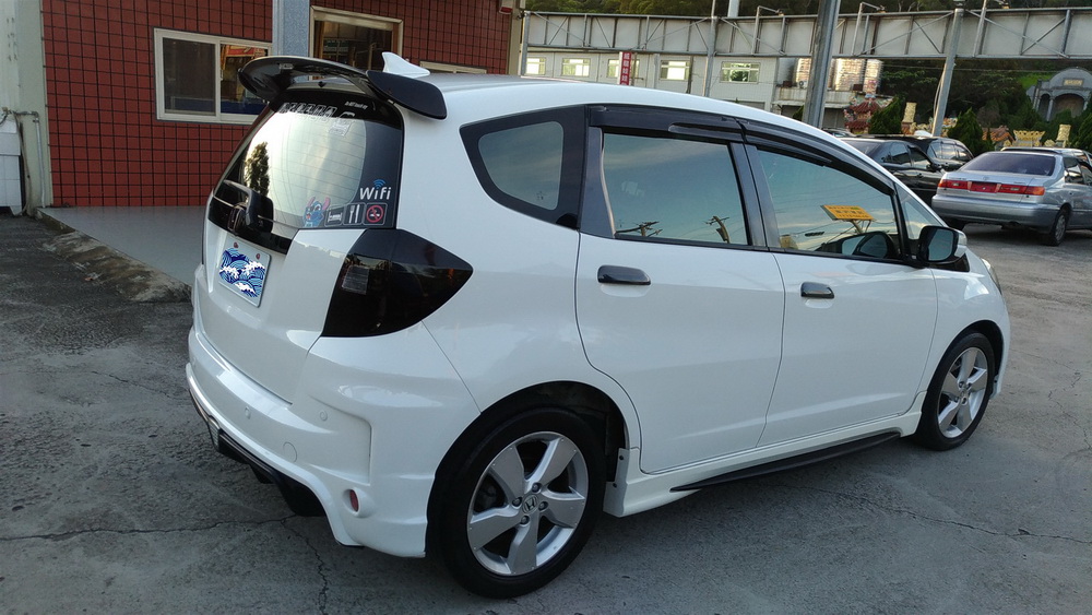 13 Honda Fit 1 5 Vti S 中古車優惠車款 Wewanted 購車好幫手